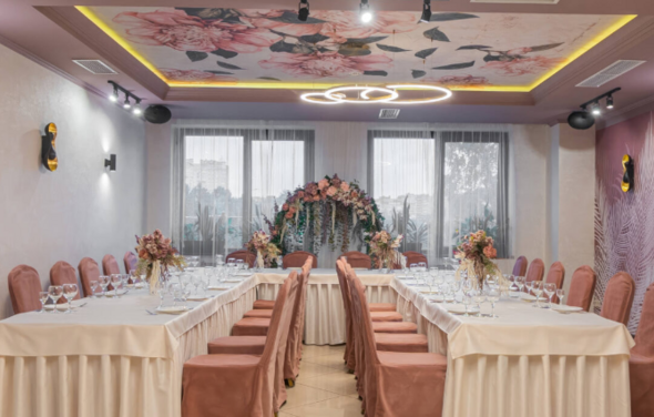 Наш. Банкетный зал в нежных оттенках