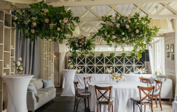 Президент. Банкетная площадка в шатре