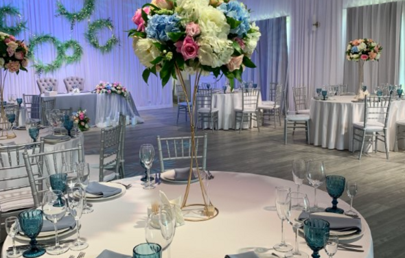 Пушкинская Усадьба. Банкетный зал за городом