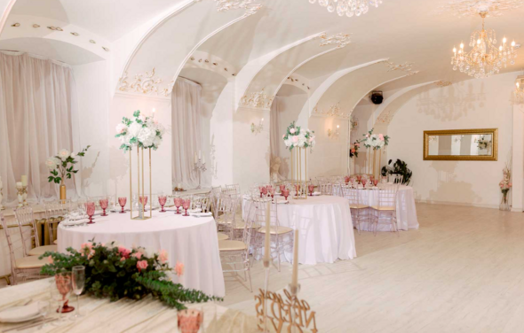 Ниагара. Большая светлая банкетная площадка