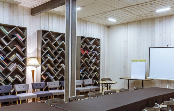 Золотая долина. Небольшой банкетный зал