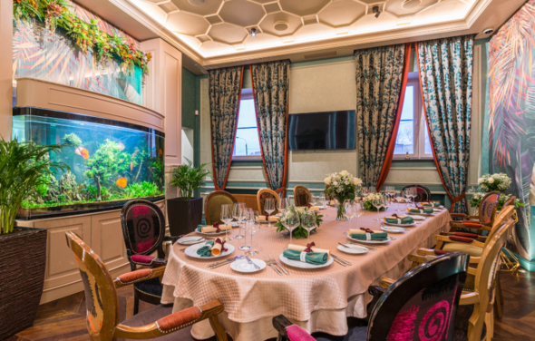 Sabor de la Vida. Банкетный зал с аквариумом 