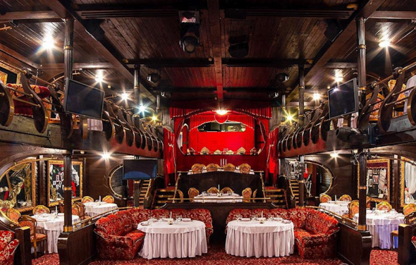 Фрегат. Двухуровневый банкетный зал