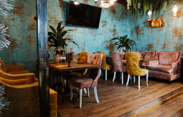 Chakrulo. Банкетный зал со сценой