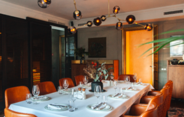 OXUS. Брутальный банкетный зал