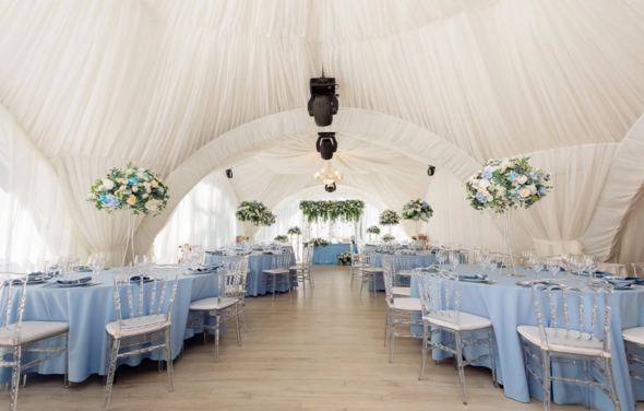 Villa Arcobaleno. Банкетный шатер с панорамным остеклением