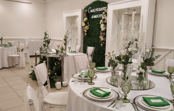 Кантри. Цветочный банкетный зал