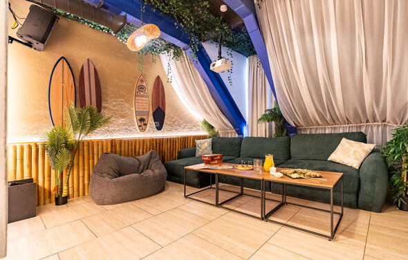 Лофт-зал в экзотическом стиле