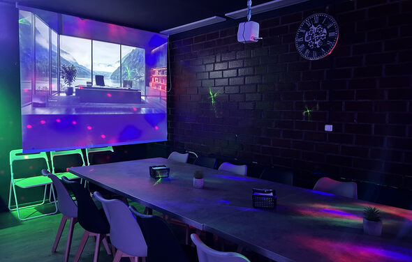 Брутальный лофт с крыльями, как в Дубае