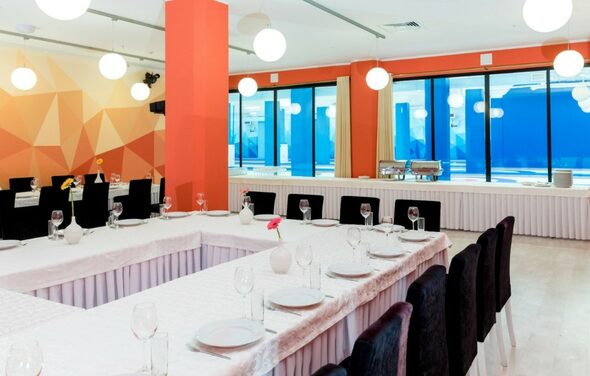 Глинтвейн. Коралловый банкетный зал