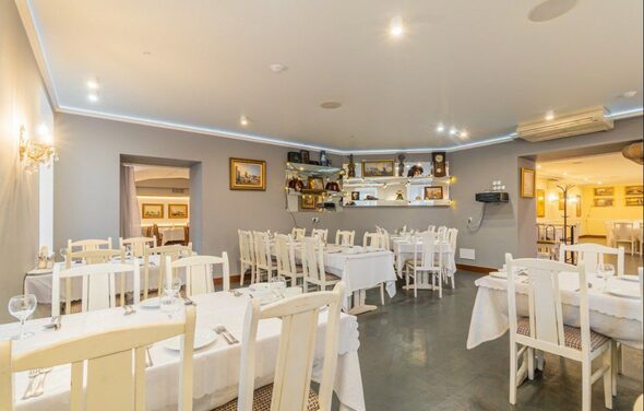 Чайковский. Угловой банкетный зал