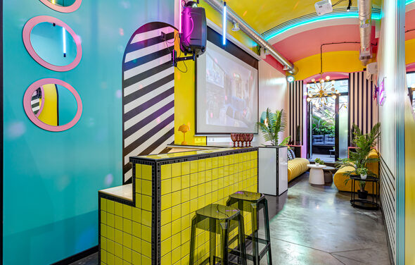 Лофт Май. Зал Молекула на Бауманской