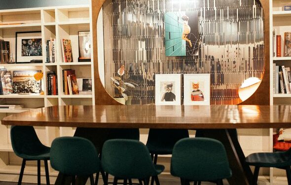 Shortlist Books & Spirits. Банкетный зал