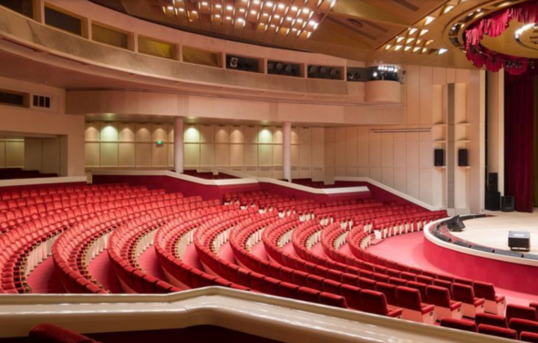 Концерный зал для масштабных мероприятий