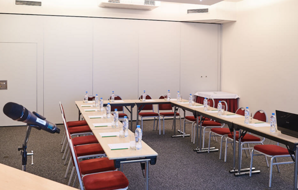 Зал для деловых встреч в отеле