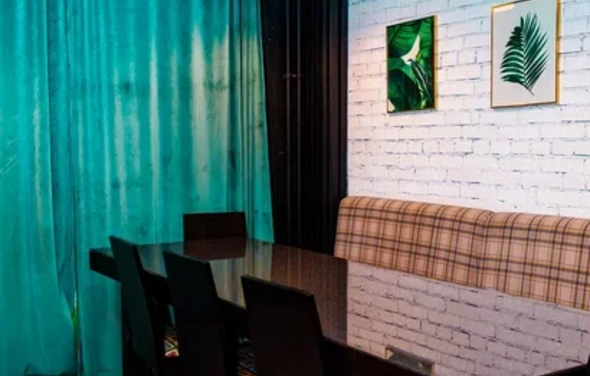 Филиал Квест Центра. Уютный лофт с большим столом