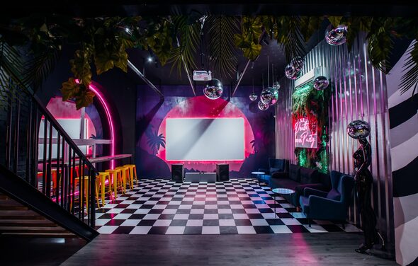 Оушен Драйв. Двухуровневый лофт в стиле диско