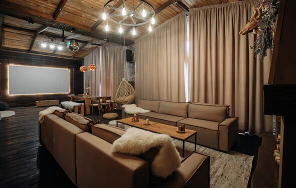 Шале. Стилизованный лофт с камином