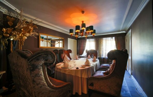 Гусятникоff. Малый банкетный зал на 8 гостей