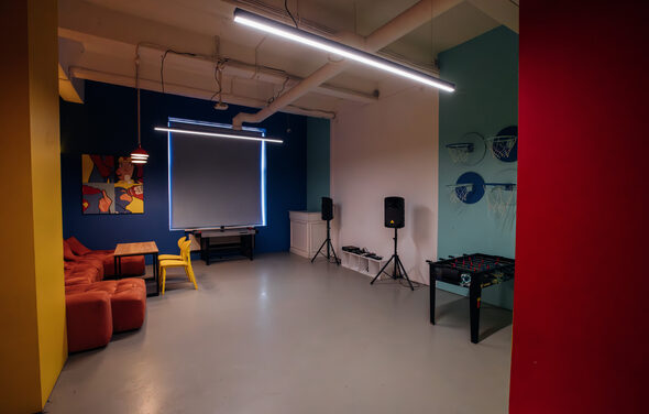 Зал Караоке. Яркое пространство в стиле pop-art