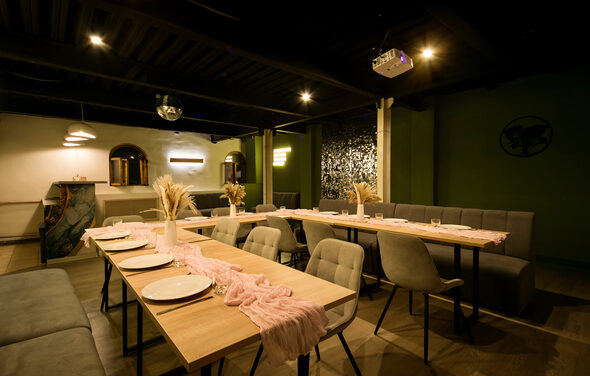 Maybe Loft(Может быть Лофт). Зал Olive(Оливка)