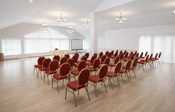 Фореста.  Зал «Прага» в Прохорово