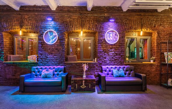 Исторический лофт эпохи Российской Империи с летней верандой