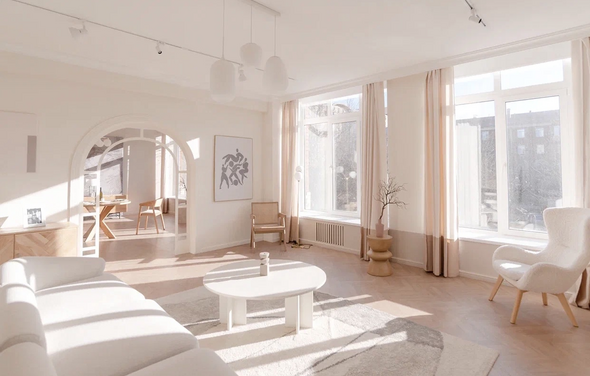 Cross Studio. Room № 204