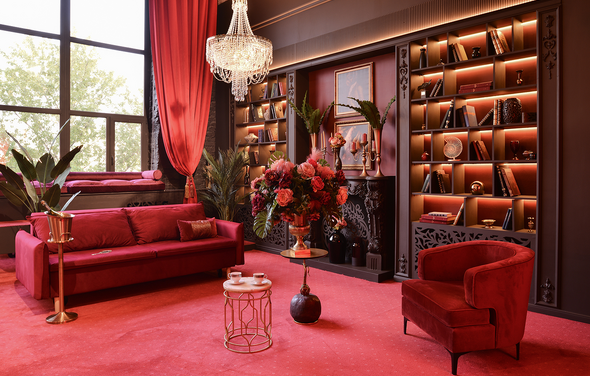 Cross Studio. Зал Анри