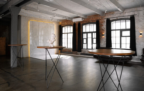 SoldOut Lофт. Лофт-пространство с панорамными окнами