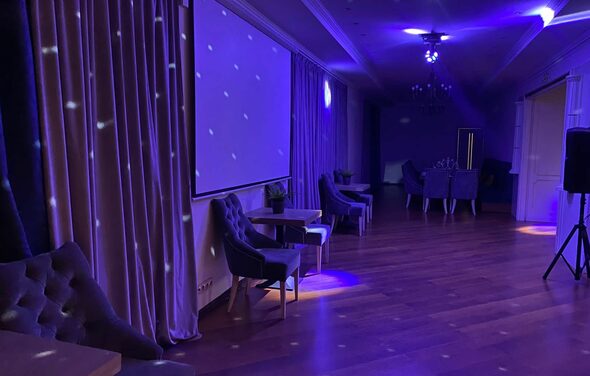 Equipped loft for various events 