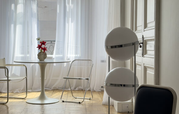 Малый зал в классическом стиле для различных мероприятий