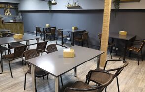 Площадка в строгих тонах для праздничных мероприятий