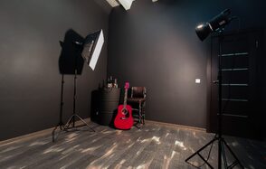 GREENWICH Зал с барной фотозоной в стиле лофт