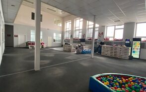 Светлое двухуровневое пространство