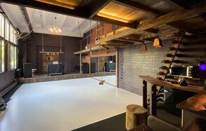 Лес. Театральный лофт для креативных событий