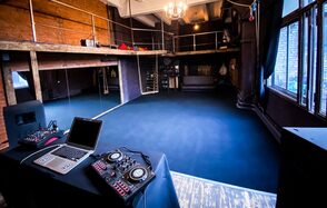 Лес. Театральный лофт для креативных событий