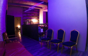 Vitali Лофт-пространство с барной стойкой