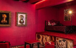 Home Video Лофт-квест 18+