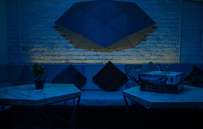 Уютное lounge-пространство с караоке