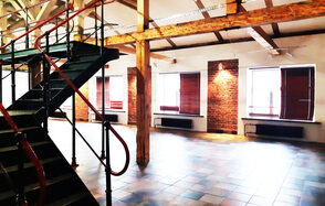Просторный двухэтажный лофт