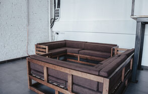 Лофт с окнами в пол 