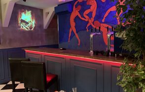 Камерный бар под закрытие 