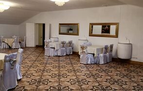 Белый банкетный зал