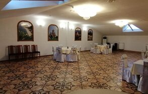 Белый банкетный зал