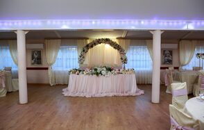 Усадебный дом для свадеб и банкетов