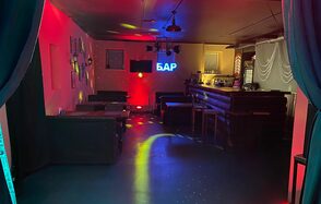 Лофт-бар с бесплатным барменом