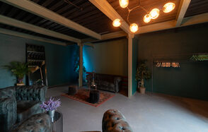 Стилизованный двухэтажный лофт