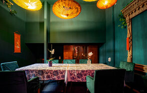 Тхали Зал в тайском стиле