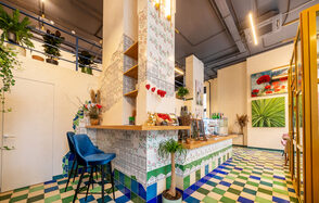 Атмосферное пространство с цветами